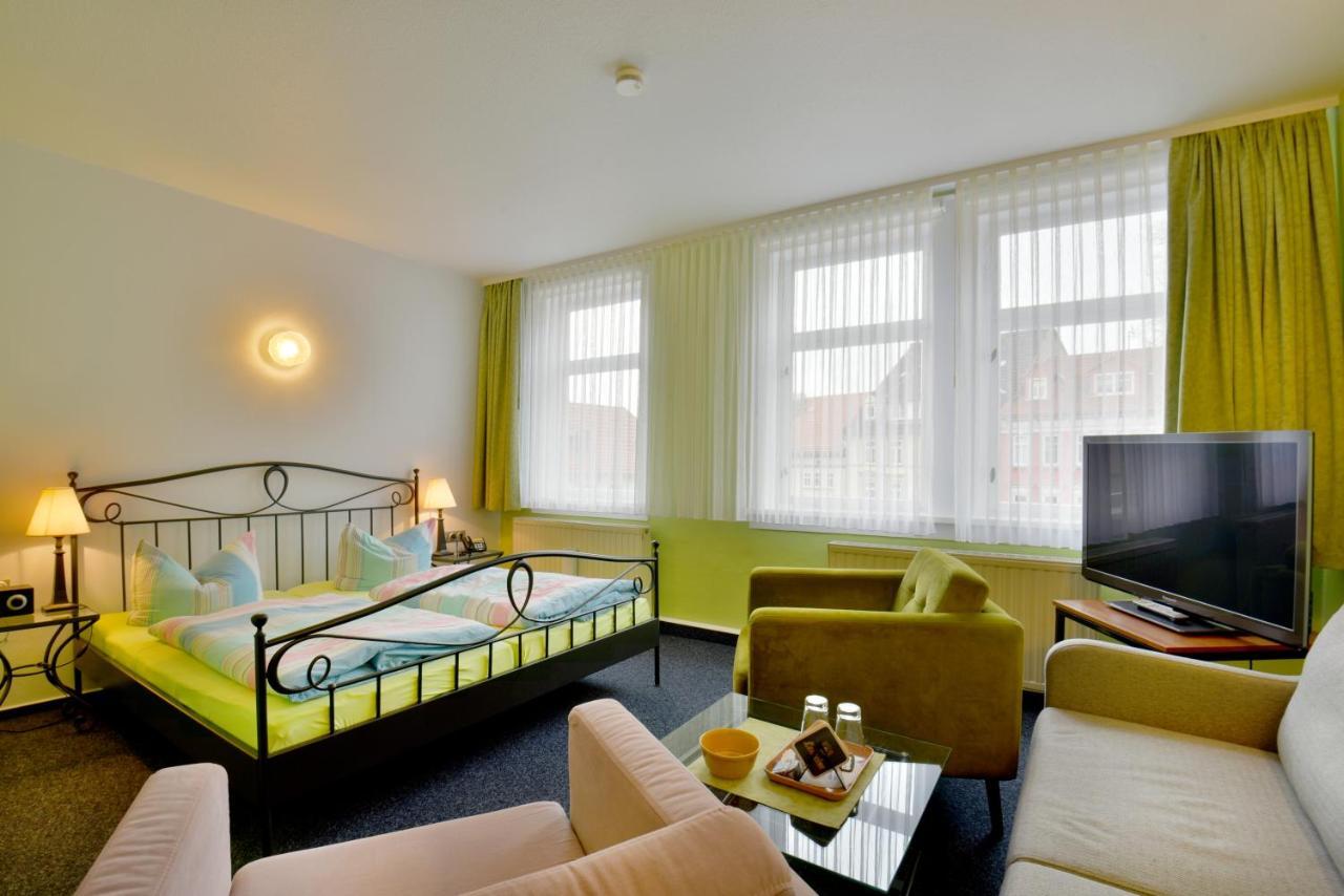 Hotel Goldene Sonne อาร์นชตัดท์ ภายนอก รูปภาพ