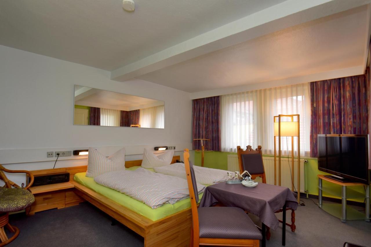 Hotel Goldene Sonne อาร์นชตัดท์ ภายนอก รูปภาพ